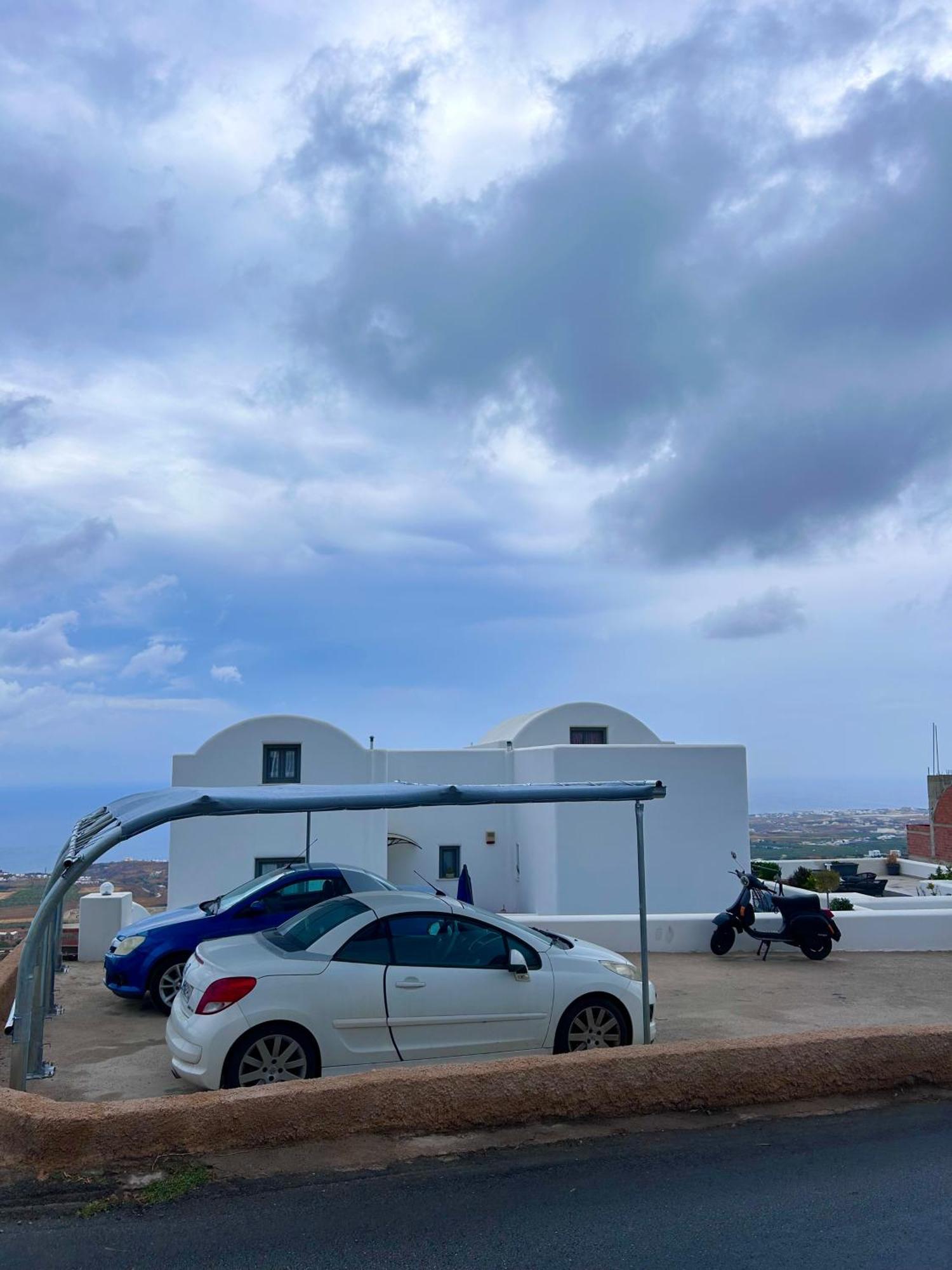 Petran Apartment Fira  Exterior photo